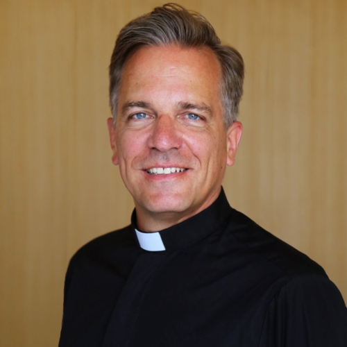 Pfarrer Vosshenrich Christian